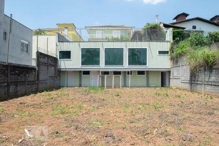 Casa à venda com 500m², 5 quartos e 4 vagas Casa à venda com 500m², 5 quartos e 4 vagascampo