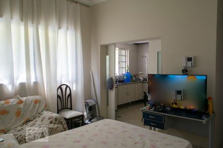 Casa à venda com 500m², 5 quartos e 4 vagas Casa à venda com 500m², 5 quartos e 4 vagascopa