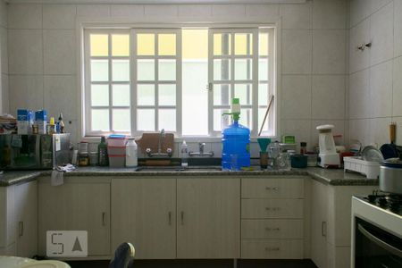 Casa à venda com 500m², 5 quartos e 4 vagas Casa à venda com 500m², 5 quartos e 4 vagascozinha