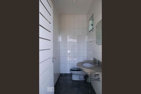 Casa à venda com 500m², 5 quartos e 4 vagas Casa à venda com 500m², 5 quartos e 4 vagasbanheiro churrasqueira