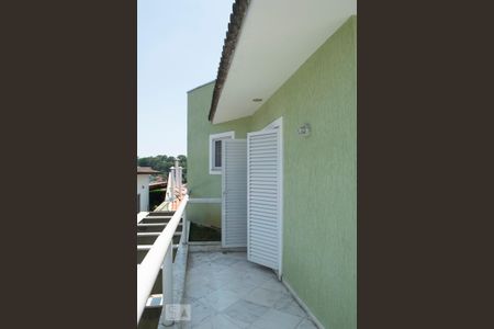 Casa à venda com 500m², 5 quartos e 4 vagas Casa à venda com 500m², 5 quartos e 4 vagasvaranda