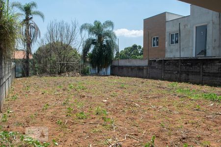 Casa à venda com 500m², 5 quartos e 4 vagas Casa à venda com 500m², 5 quartos e 4 vagascampo