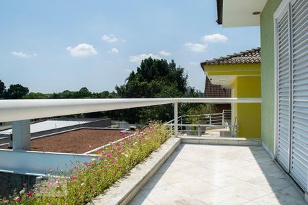 Casa à venda com 500m², 5 quartos e 4 vagas Casa à venda com 500m², 5 quartos e 4 vagasvaranda