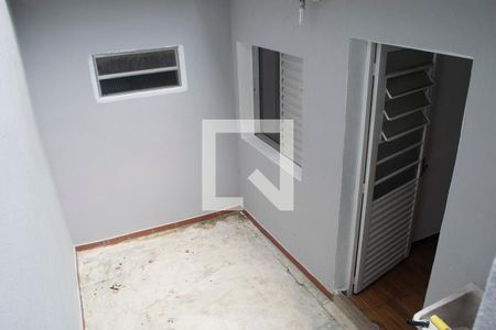 Casa à venda com 145m², 3 quartos e 2 vagas Casa à venda com 145m², 3 quartos e 2 vagasEntrada edicula