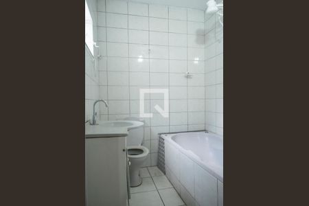 Casa à venda com 145m², 3 quartos e 2 vagas Casa à venda com 145m², 3 quartos e 2 vagasEdicula