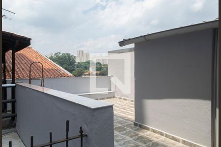 Casa à venda com 145m², 3 quartos e 2 vagas Casa à venda com 145m², 3 quartos e 2 vagasQuintal