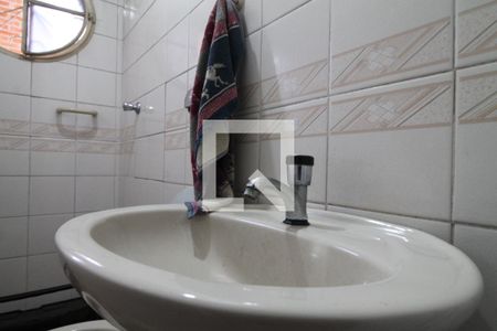 Casa à venda com 300m², 4 quartos e 3 vagasCasa 2 - Banheiro 3