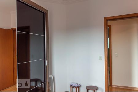 Apartamento à venda com 90m², 2 quartos e 2 vagasQuarto 