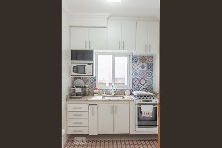 Apartamento à venda com 90m², 2 quartos e 2 vagasCozinha - Armários