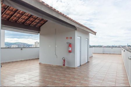 Apartamento à venda com 90m², 2 quartos e 2 vagasÁrea comum - Churrasqueira