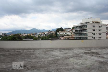 Apartamento à venda com 68m², 2 quartos e 1 vagaÁrea comum