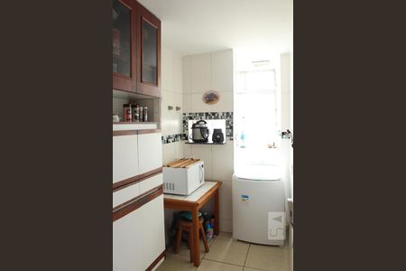 Apartamento à venda com 68m², 2 quartos e 1 vagaCozinha