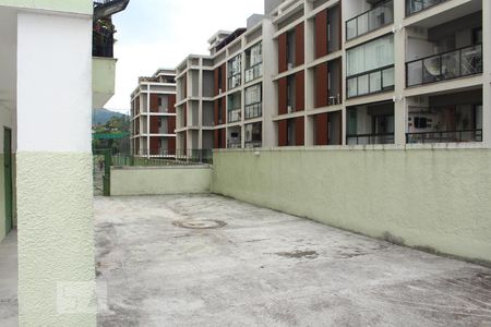 Apartamento à venda com 68m², 2 quartos e 1 vagaÁrea comum