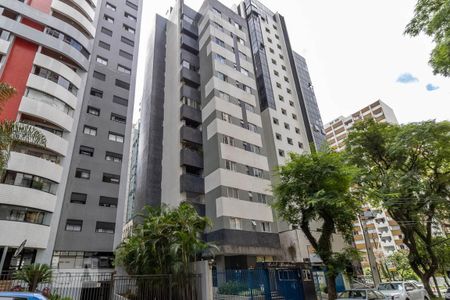 Apartamento para alugar com 92m², 3 quartos e 2 vagas Apartamento para alugar com 92m², 3 quartos e 2 vagasFachada