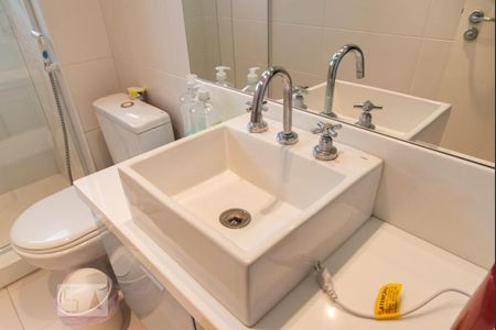 Apartamento à venda com 215m², 4 quartos e 4 vagas Apartamento à venda com 215m², 4 quartos e 4 vagasPia