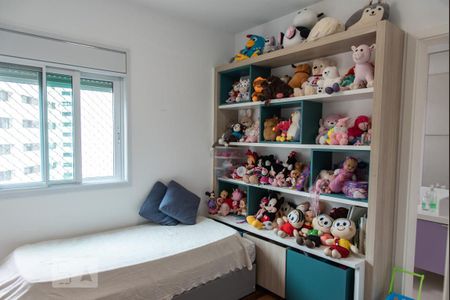 Apartamento à venda com 215m², 4 quartos e 4 vagas Apartamento à venda com 215m², 4 quartos e 4 vagasSuíte 2