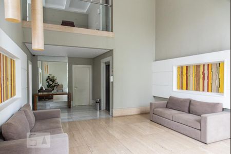 Apartamento à venda com 215m², 4 quartos e 4 vagas Apartamento à venda com 215m², 4 quartos e 4 vagasHall de entrada