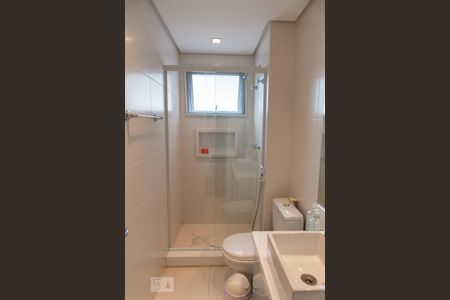 Apartamento à venda com 215m², 4 quartos e 4 vagas Apartamento à venda com 215m², 4 quartos e 4 vagasBanheiro da suíte 3