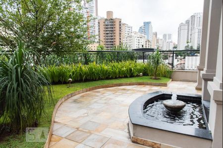 Apartamento à venda com 215m², 4 quartos e 4 vagas Apartamento à venda com 215m², 4 quartos e 4 vagasFonte