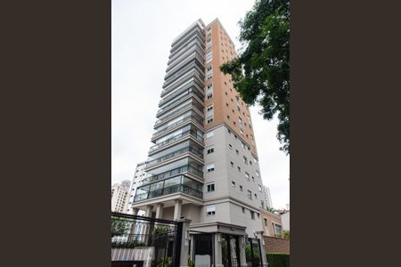 Apartamento à venda com 215m², 4 quartos e 4 vagas Apartamento à venda com 215m², 4 quartos e 4 vagasFachada
