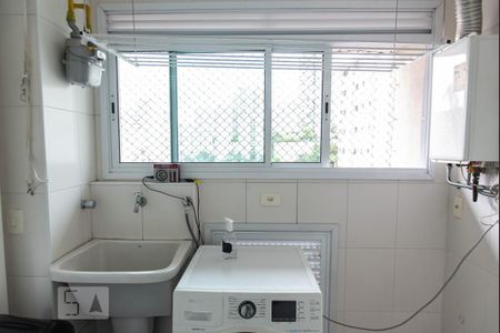 Apartamento à venda com 215m², 4 quartos e 4 vagas Apartamento à venda com 215m², 4 quartos e 4 vagasÁrea de serviço