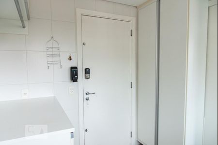 Apartamento à venda com 215m², 4 quartos e 4 vagas Apartamento à venda com 215m², 4 quartos e 4 vagasÁrea de serviço