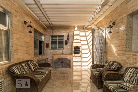 Apartamento à venda com 120m², 3 quartos e 1 vaga Apartamento à venda com 120m², 3 quartos e 1 vagaVaranda Gourmet