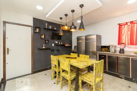 Apartamento à venda com 120m², 3 quartos e 1 vaga Apartamento à venda com 120m², 3 quartos e 1 vagaCozinha