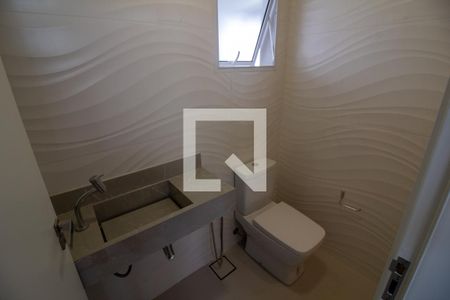 Apartamento à venda com 210m², 4 quartos e 2 vagas Apartamento à venda com 210m², 4 quartos e 2 vagasBanheiro do Quarto 4