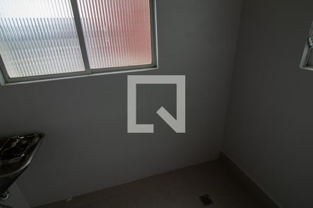Apartamento à venda com 210m², 4 quartos e 2 vagas Apartamento à venda com 210m², 4 quartos e 2 vagasÁrea de Serviço
