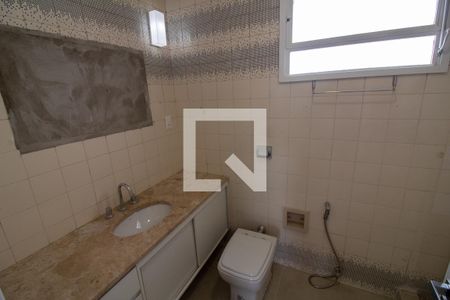 Apartamento à venda com 210m², 4 quartos e 2 vagas Apartamento à venda com 210m², 4 quartos e 2 vagasBanheiro do Quarto 3