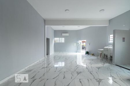 Apartamento à venda com 52m², 2 quartos e 1 vaga Apartamento à venda com 52m², 2 quartos e 1 vagaÁrea comum - Salão de festas