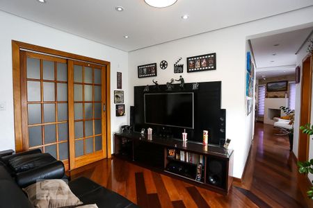 Apartamento à venda com 164m², 4 quartos e 4 vagas Apartamento à venda com 164m², 4 quartos e 4 vagasSala 2