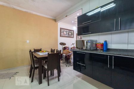 Casa à venda com 240m², 3 quartos e 8 vagasCozinha