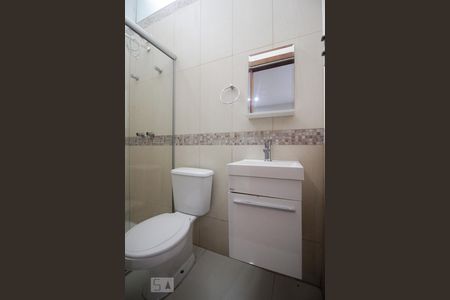 Casa de condomínio à venda com 450m², 6 quartos e 5 vagasBanheiro da suíte 1