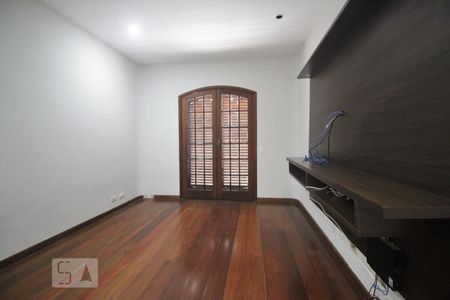 Casa de condomínio à venda com 450m², 6 quartos e 5 vagasSuíte 4