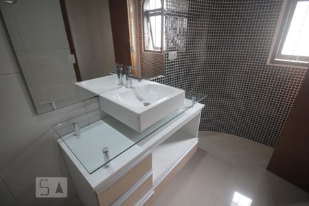 Casa de condomínio à venda com 450m², 6 quartos e 5 vagasPia