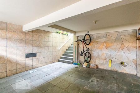 Casa à venda com 170m², 3 quartos e 2 vagasGaragem 