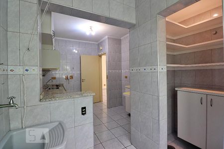 Apartamento à venda com 65m², 2 quartos e 1 vagaÁrea de Serviço
