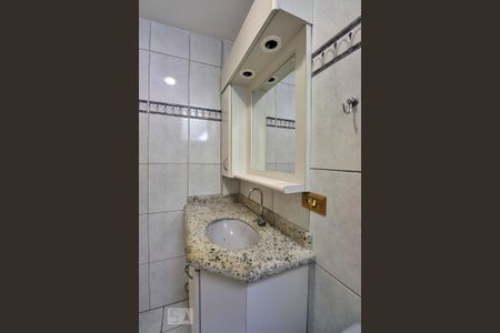 Apartamento à venda com 65m², 2 quartos e 1 vagaBanheiro Social