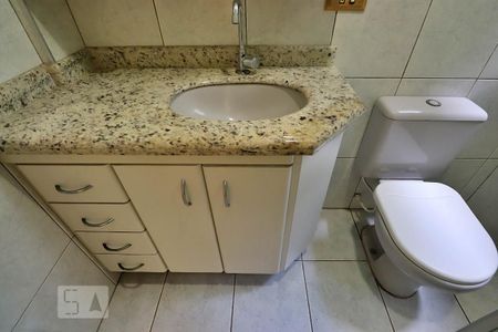 Apartamento à venda com 65m², 2 quartos e 1 vagaBanheiro Social