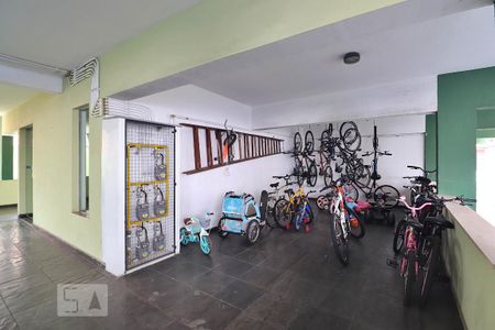 Apartamento à venda com 65m², 2 quartos e 1 vagaÁrea comum