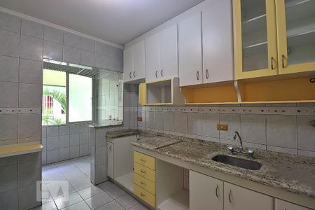 Apartamento à venda com 65m², 2 quartos e 1 vagaCozinha