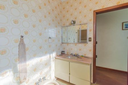 Casa à venda com 410m², 3 quartos e 4 vagasBanheiro Social