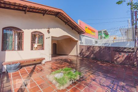 Casa à venda com 410m², 3 quartos e 4 vagasGaragem