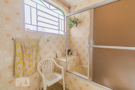 Casa à venda com 410m², 3 quartos e 4 vagasBanheiro Social