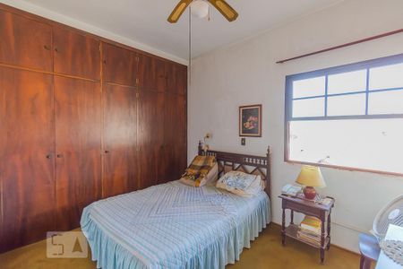 Casa à venda com 410m², 3 quartos e 4 vagasQuarto 2