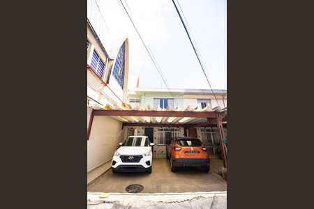 Casa de condomínio à venda com 187m², 3 quartos e 2 vagasFachada