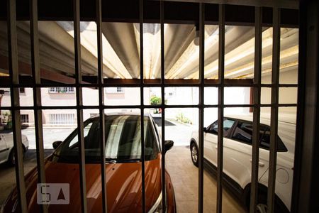 Casa de condomínio à venda com 187m², 3 quartos e 2 vagasVista da Sala