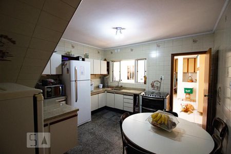 Casa de condomínio à venda com 187m², 3 quartos e 2 vagasCozinha